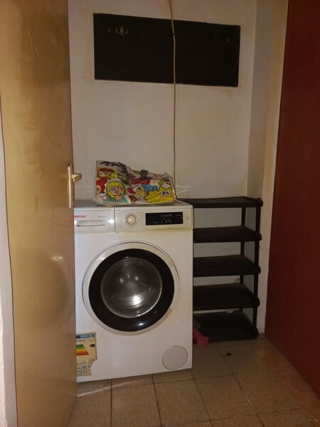 Berceni, Piata Resita